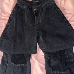 Crossover fashion nova black ripped jeans